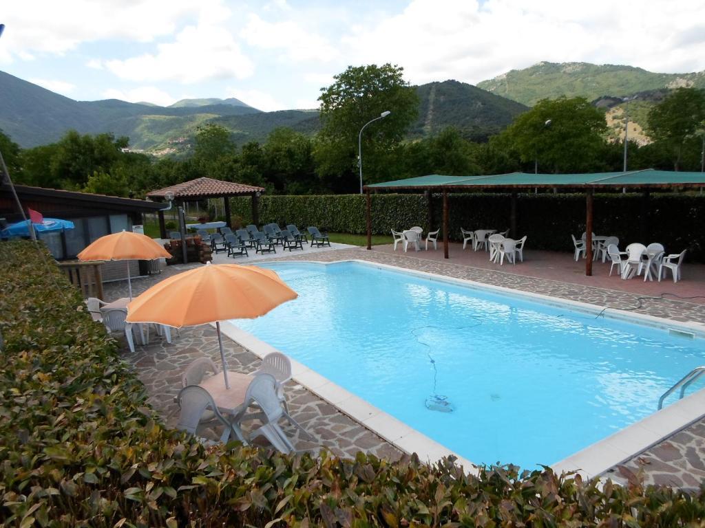 מונטלה Azienda Agrituristica Pericle מראה חיצוני תמונה