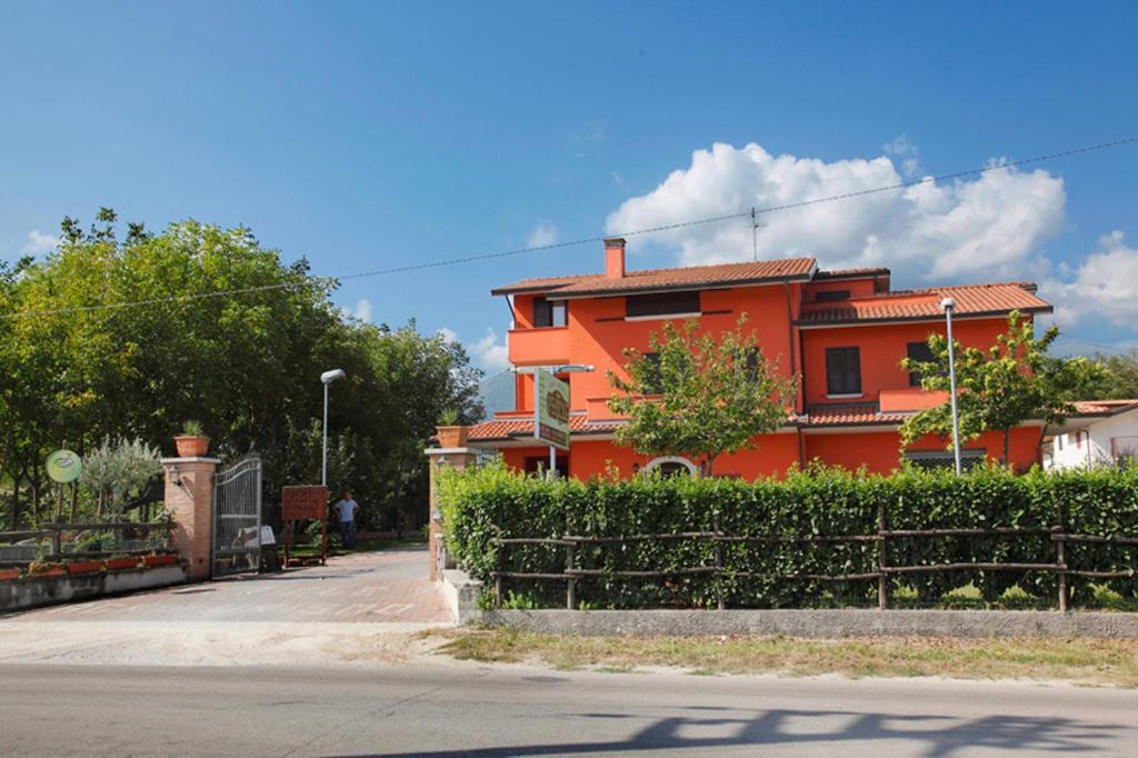 מונטלה Azienda Agrituristica Pericle מראה חיצוני תמונה