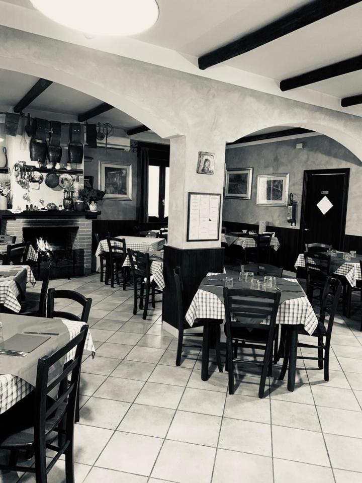 מונטלה Azienda Agrituristica Pericle מראה חיצוני תמונה